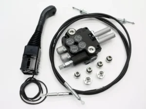 Zestaw do Ładowacz TUR -Rozdzielacz 80L 2-sekcyjny + Joystick z przyciskiem + Elementy złączne + Linki na kulkę 2000mm VOIMA